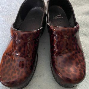 Dansko Glossy Leopard Print Clogs, size 39